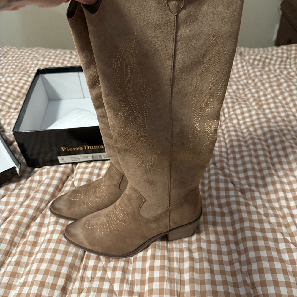 Pierre Dumas Tan Knee-High Boots